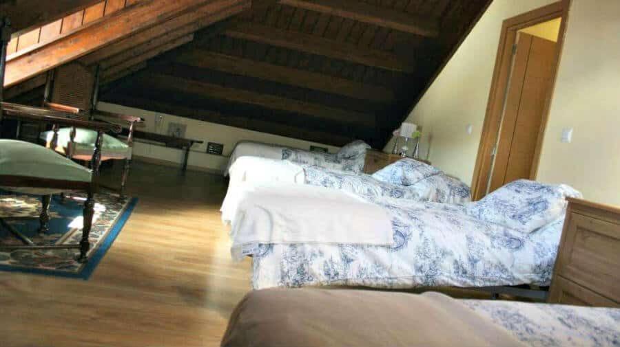 Camino Y Leyenda Guest House Trabadelo ภายนอก รูปภาพ